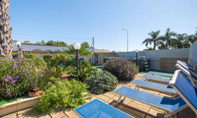 Scala di Furno Villa | Beautiful villa for 7 people with A/C, pool, TV and patio