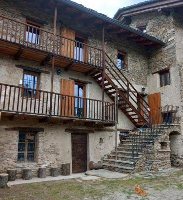 San Damiano Macra Bed & Breakfast | Bed and breakfast ∙ 2 guests