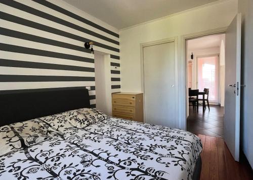 Piazzo Apartment | Biella Room