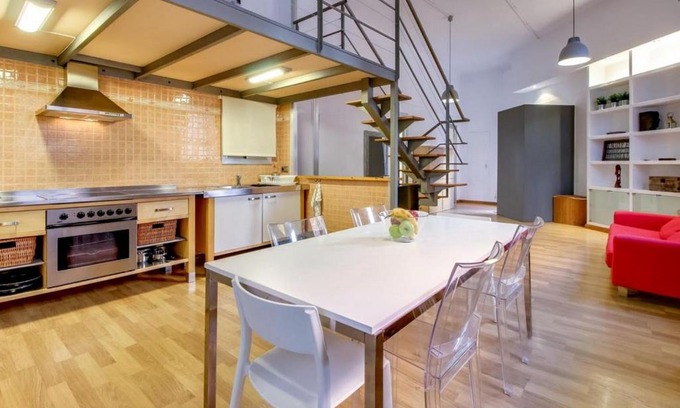 Collblanc y La Torrassa Apartment | Camp Nou Apartment