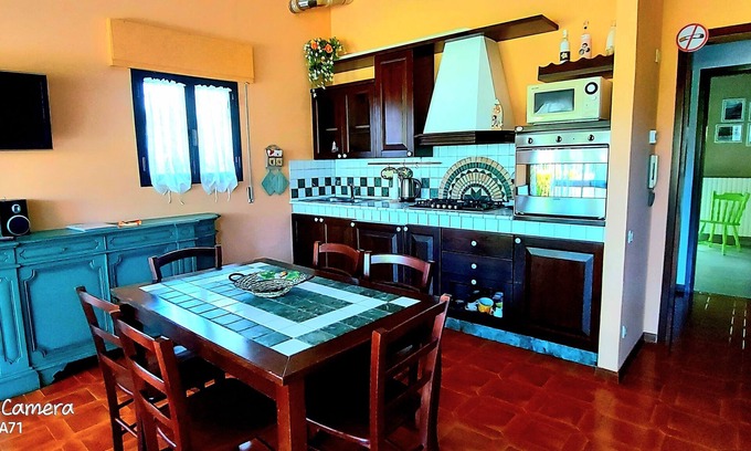Reschigliano House | Casa Europa π‘ is your vacation home at 400mt. from the sea with private garden.
