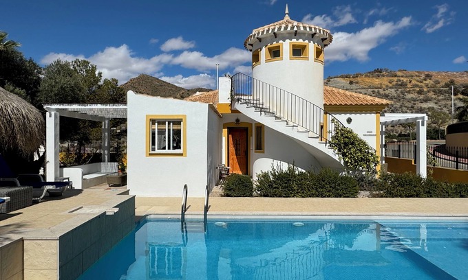 Mazarron Villa | Casa Mediterranéo ; prime location near the coast; private pool peace and quiet!