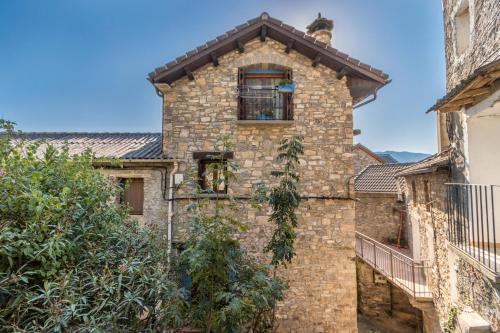 Belsierre House | Casa Pirinea