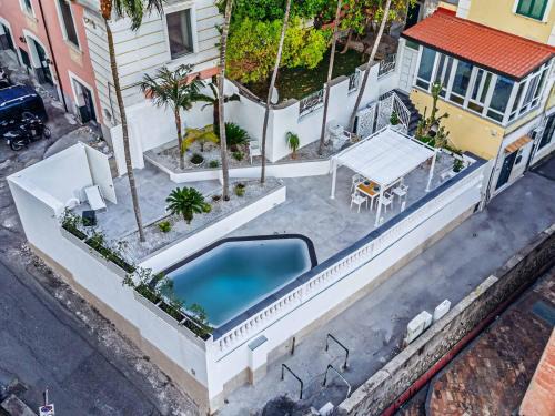 Historical Downtown Salerno House | Casa & Piscina nel centro di Salerno Amalfi Coast