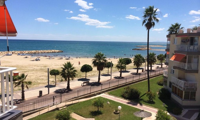 Cambrils Apartment | castor apartament