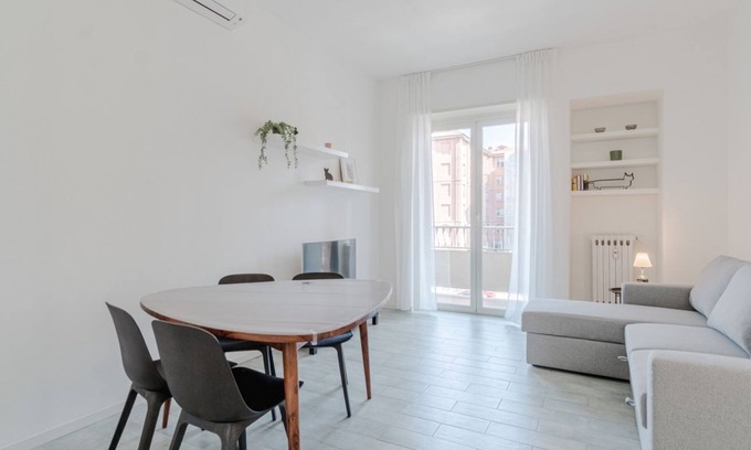 Santa Rita Apartment | Charming apartment of about 85 square meters, able to accommodate up to 6 people, located on the second floor of a building with a lift (a few steps to access it).The property is located in a residential area, quiet and well-stocked with all services. It
