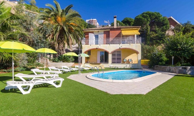 Lloret de Mar Villa | Club Villamar - Neiva