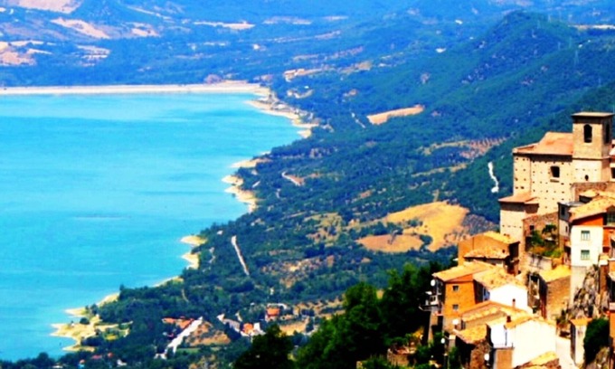 Catignano Apartment | Comfort & Relax on nature with breathtaking view & pool ,near to mountains & sea