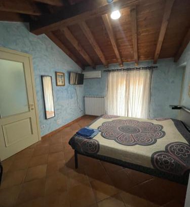 Galliate House | Court Inn
