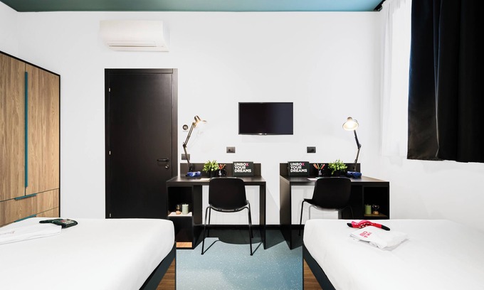 Crocetta-San Lazzaro-Modena Est Hostel | CX Modena Crocetta