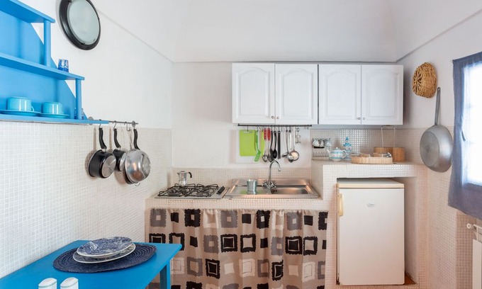 Kamma House | Dammuso Cappero - A romantic embrace one step away from the sea