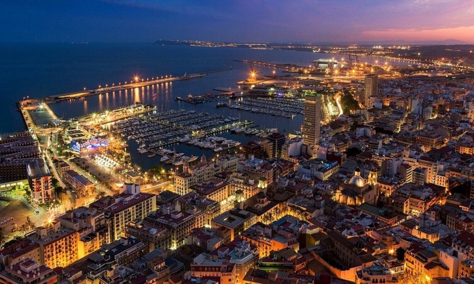 Alicante City Centre Condo | do something amazing
