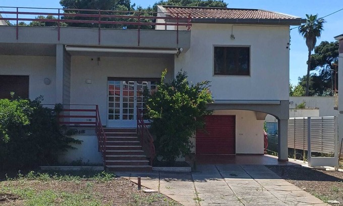 Castellaneta Marina Villa | Domus Feletti: Relaxation, Space and Nature 5 Minutes from the Sea