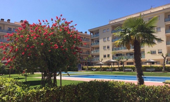 Lloret de Mar Apartment | Duplex apartment with pool, 200m from the sea. Ideal for families and friends.