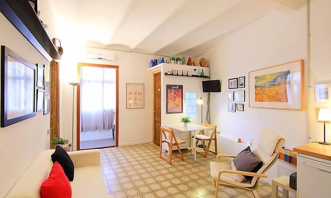 La Sagrada Familia Apartment | Eixample Dret Valencia/Cartagena by Interhome