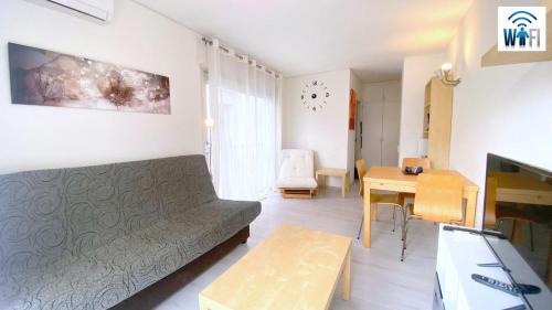 Roses Town Center Apartment | Estrella mar 2 2