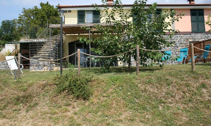 Velva Villa | fascinating Ligurian glimpse, far from the chaos and close to the pearls of the Riviera