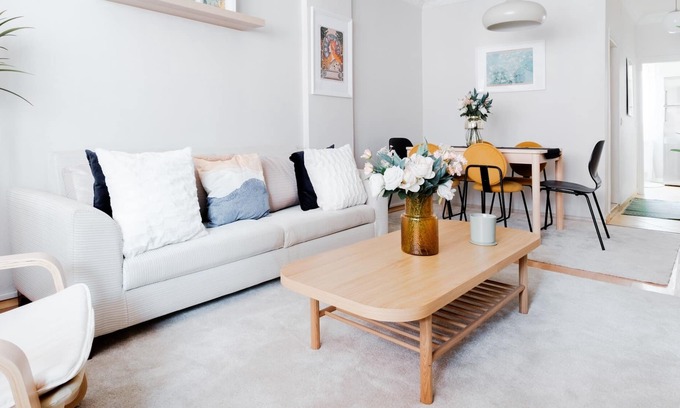 Galata Apartment | Flat w Balcony, Near Taksim Square in Istiklal