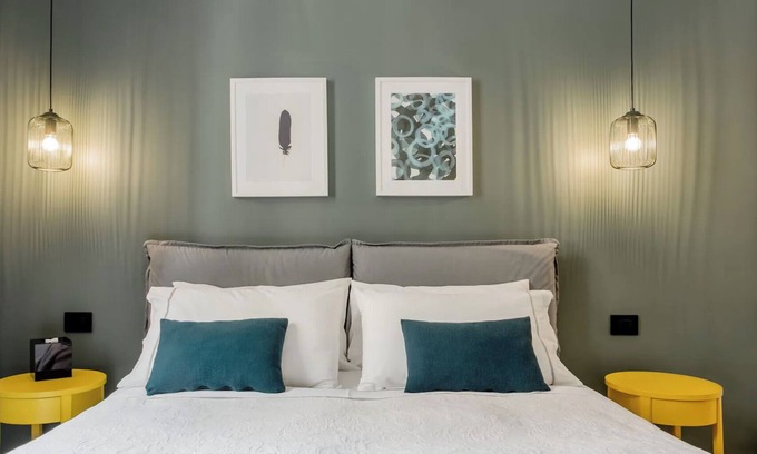San Salvario Apartment | Forneris House-Splendid New York-style apartment