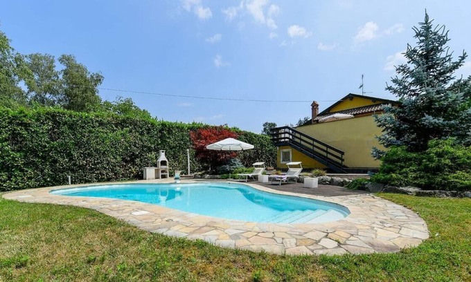 Agrate Conturbia House | Golf Villa Cascina Cordona 1671 with pool