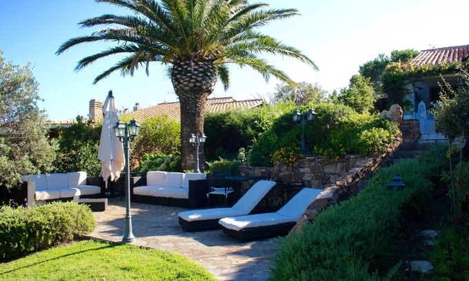 Costa Corallina Villa | Gorgeous seaside villa within walking distance of the beach