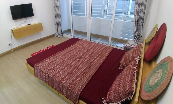Ba Dinh House | Hanoi hearted Family Suite with full kitchen & garden - Home Beyond House V