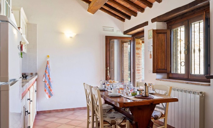 Piegaro House | Holiday Home near Pietrafitta Lake