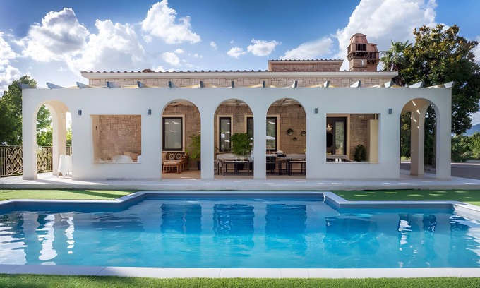Stroncone House | Holiday Home 'In Villa Con Piscina' with Shared Pool, Wi-Fi and Air Conditioning