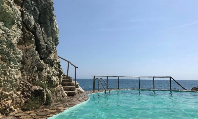 San Felice Circeo House | Holiday house San Felice Circeo for 2 - 11 persons with 5 bedrooms - Luxury holiday home