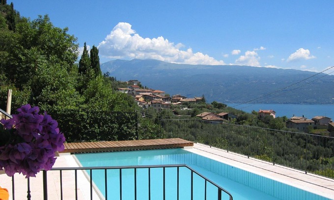 Pulciano House | Holiday house Toscolano-Maderno for 1 - 6 persons with 3 bedrooms - Holiday house