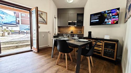 Sestriere Apartment | Hostdomus - Royal Oak
