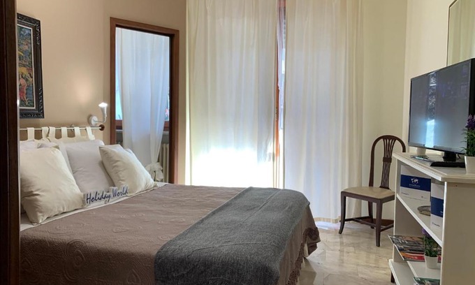 Mirafiori Apartment | La Casa di Katy by Holiday World