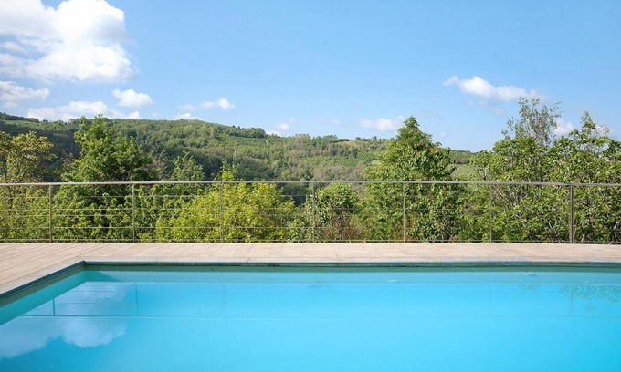 Cerretto Langhe Apartment | La Corte di Langa alloggio Rubino