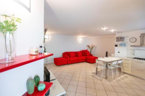 Gardone Riviera Apartment | [Lago di Garda a 200 metri] La casa di Anna