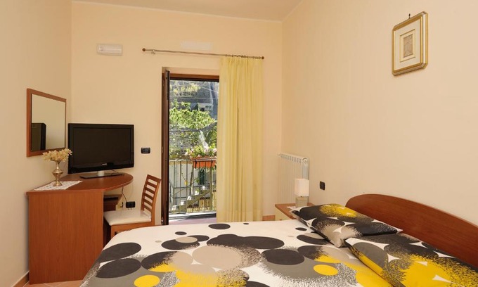 Pogerola Apartment | Lemon Garden