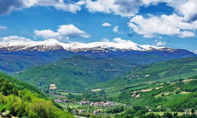 Catignano Apartment | Lovely house with private pool in the heart of nature,between mountain and sea