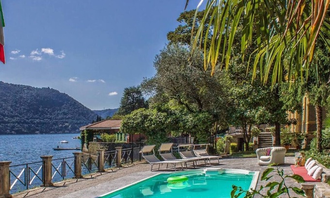 Moltrasio Villa | Luxurious waterfront private villa