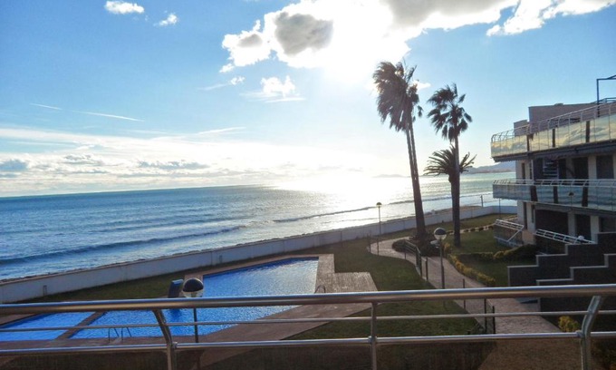 Miami Platja Apartment | MONTROIG BAHIA NEAR CAMBRILS MIAMI COSTA DORADA SEASIDE LUXUS App MINIMAL STAY 2 NIGHTS