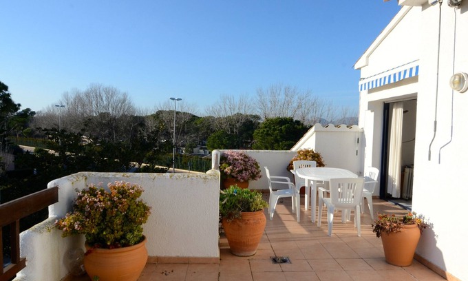 Pals Apartment | NAUTIC GOLF A 303
