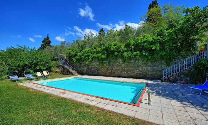 Greve in Chianti Apartment | Nice apartment with WIFI, pool, TV, patio, pets allowed, panoramic view, close to Greve In Chianti