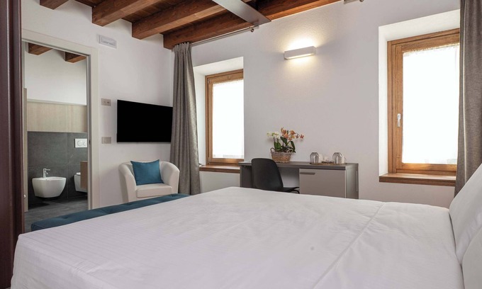 Valgatara House | Paverno Hospitality Suites - 02 Marina