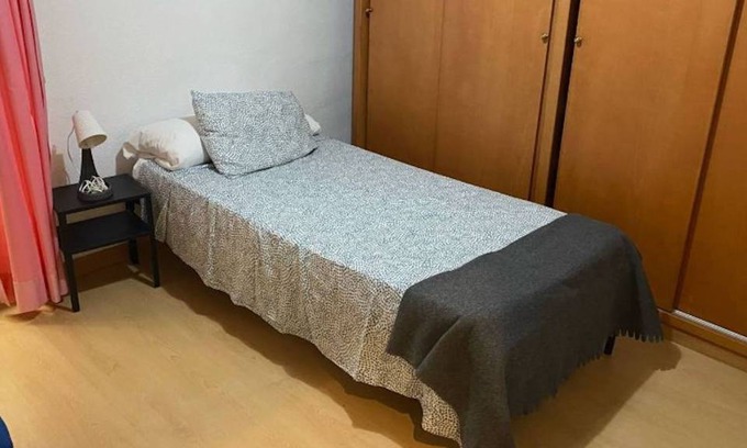 La Pobla de Vallbona Resort | Private room ∙ 1 bedroom ∙ 1 guest