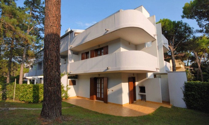 Lignano Pineta Apartment | Relaxing flat 700m from the sea