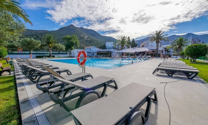 Roses Town Center Apartment | Rescator Resort 203 - Two Bedroom Apartment, Sleeps 6