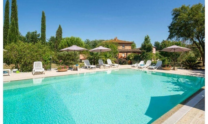 Fauglia Resort | Resort ∙ 6 bedrooms ∙ 12 guests