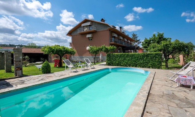 Castagnole delle Lanze House | Stunning villa for 4 guests with WIFI, pool, TV, terrace and panoramic view