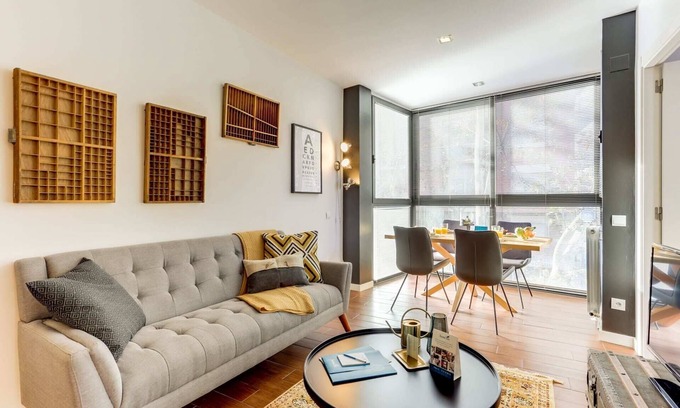 La Sagrada Familia Apartment | Sweett | Raul - Two Bedroom Apartment, Sleeps 4