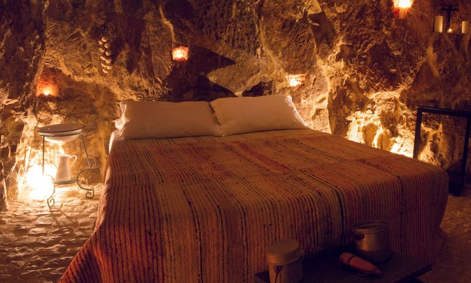 Modica House | The Casa degli Avi Donna Nina in ancient Modica. Cave house on three levels