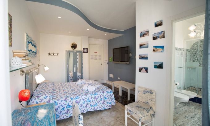 Polignano a Mare Bed & Breakfast | Versomare - Room Scirocco - Cis Ba