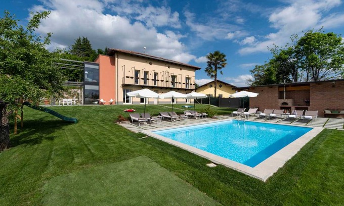 Monteu Roero Villa | Villa ∙ 8 bedrooms ∙ 16 guests